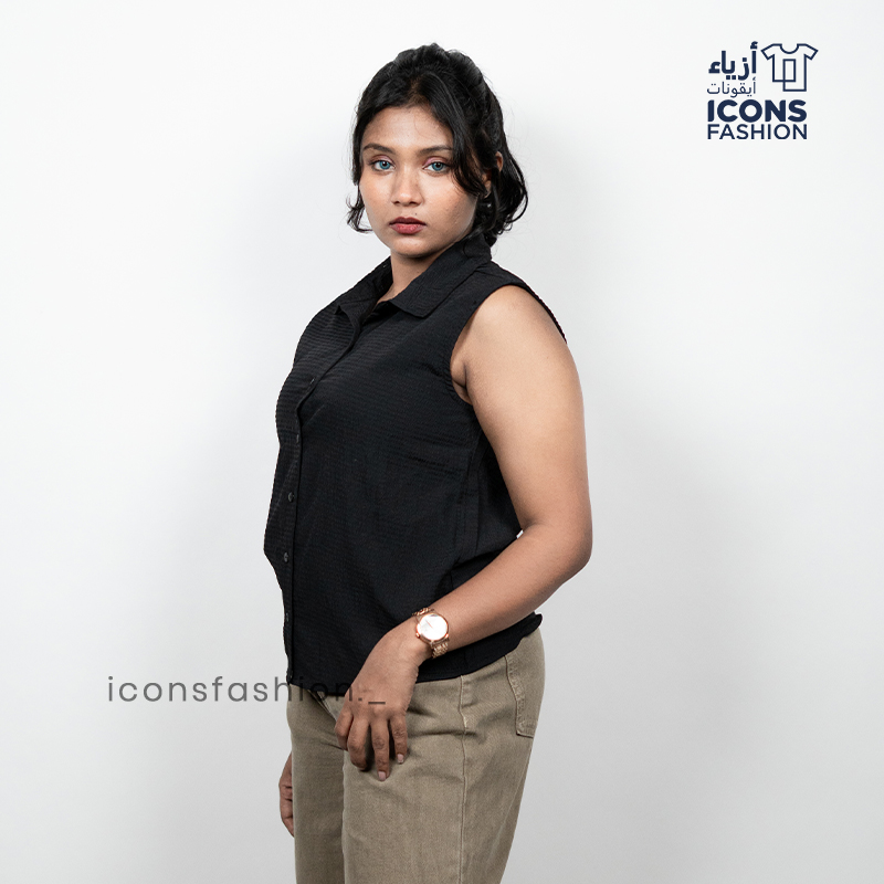 Women-sleeveless-black-collared-button-down-shirt-style-top-with-relaxed-fit