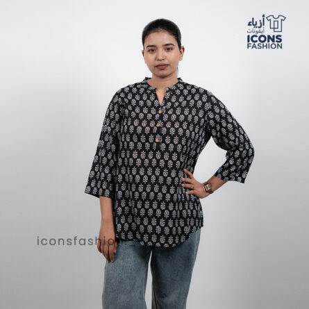 Black-printed-tunic-top-with-mandarin-collar-and-three-quarter-sleeves