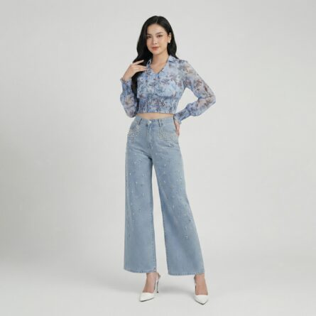 Blue-floral-print-long-sleeve-smocked-waist-crop-top-for-women