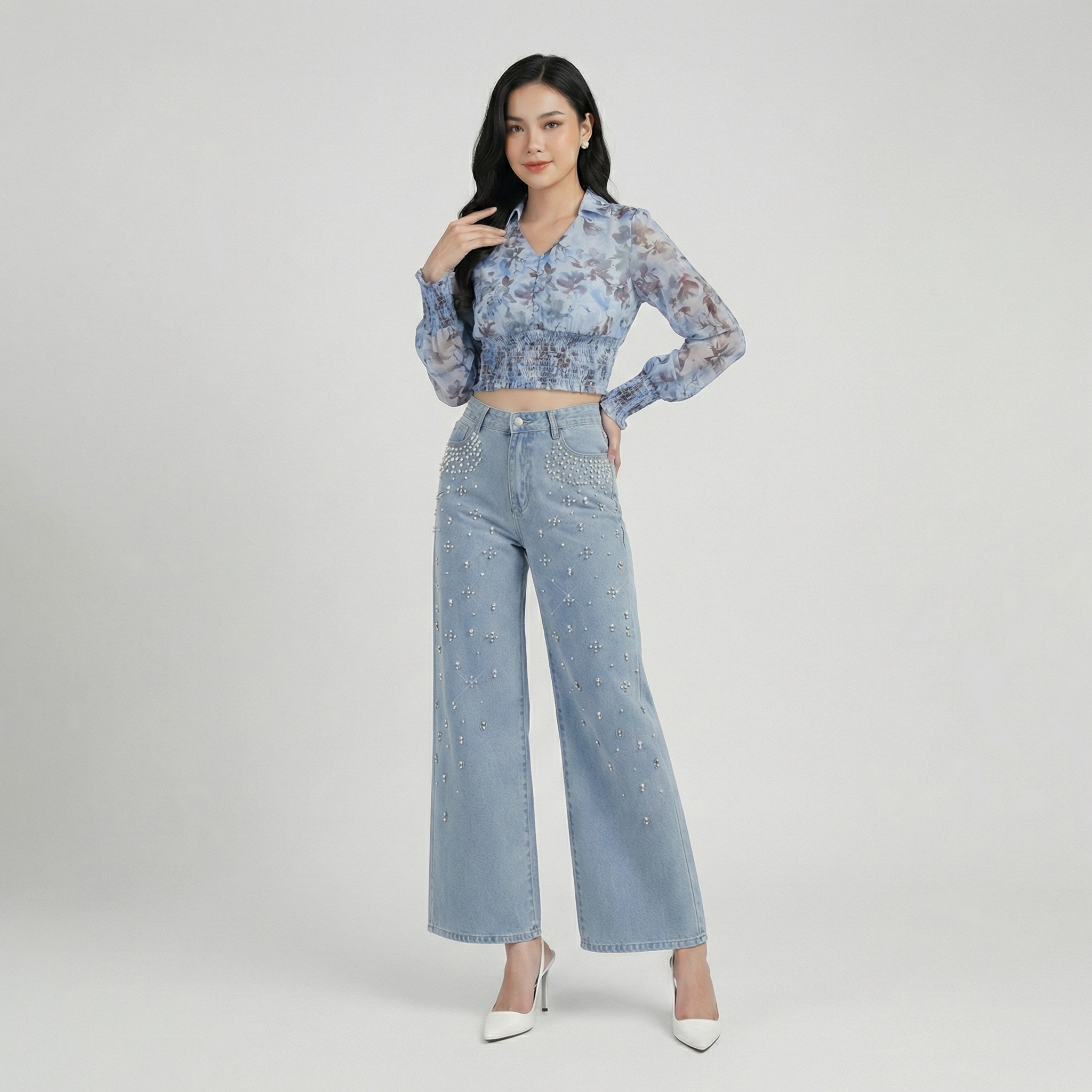 Blue-floral-print-long-sleeve-smocked-waist-crop-top-for-women
