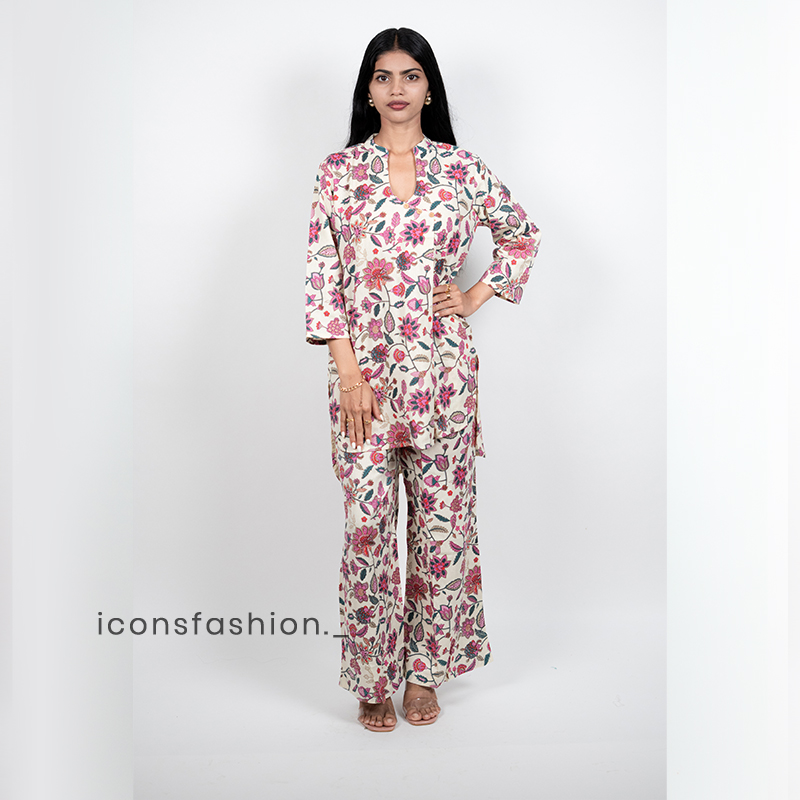 Women’s-pink-floral-printed-ethnic-co-ord-set-with-straight-kurta-and-ankle-length-pants