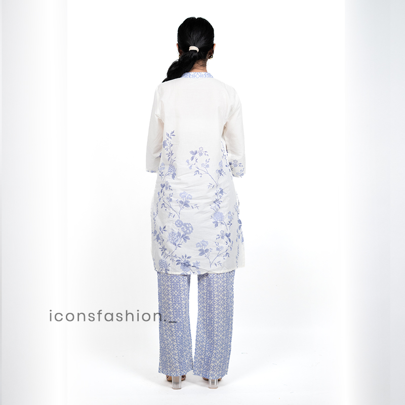 Women’s-white-and-lavender-floral-printed-kurta-set-V-slit-neckline-and-straight-fit-pants
